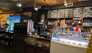 DeBeen Coffee Counter